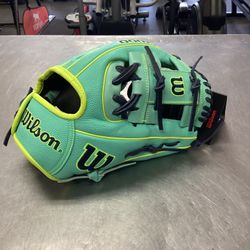 Brand New Wilson Fall A2000 DP15 11.5” SuperSkin Infielder Baseball Glove 