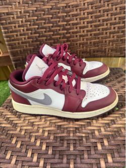 Nike Air Jordan 1 Low cherrywood red $50