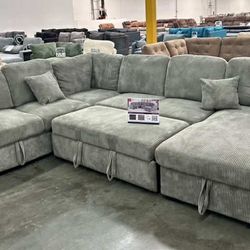 New Sleeper Sectional Couch With Storage / Free Delivery 