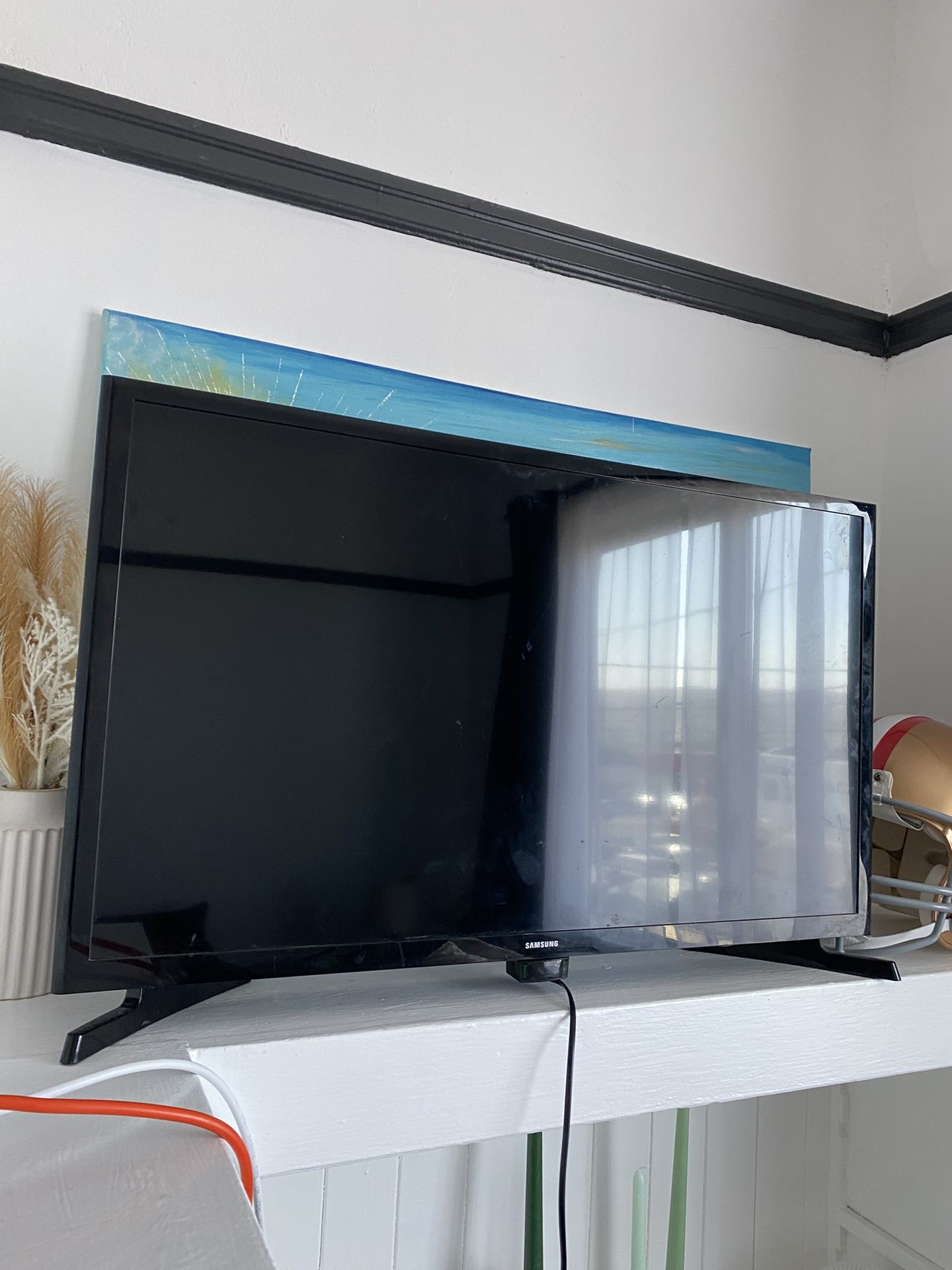 SAMSUNG 32" Class HD (720P) Smart LED TV UN32M4500