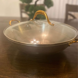 Stainless pan golden handles