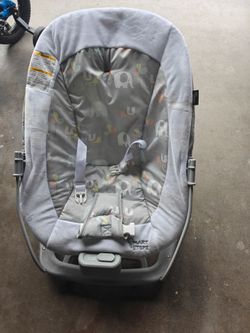 Baby rocker bouncer
