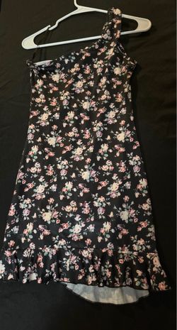 Women’s size small dresses