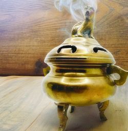 Vintage Lidded Chinese Foo Dog Brass Footed Incense Burner/Ashtray/Trinket Dish