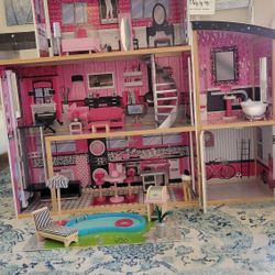 Kidkraft Grand Estates Dollhouse for Sale in Londonderry, NH - OfferUp