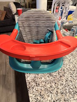 Infantino Baby Booster Seat w Tray