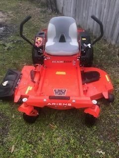 Arriens 52" Zero Turn 22.5hp Kawasaki Engine 3,100 