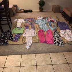 Little girls winter pajamas bundle  deal size 7/8