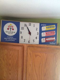 Vintage Antique Clark Gum Advertisement Clock. Works!!