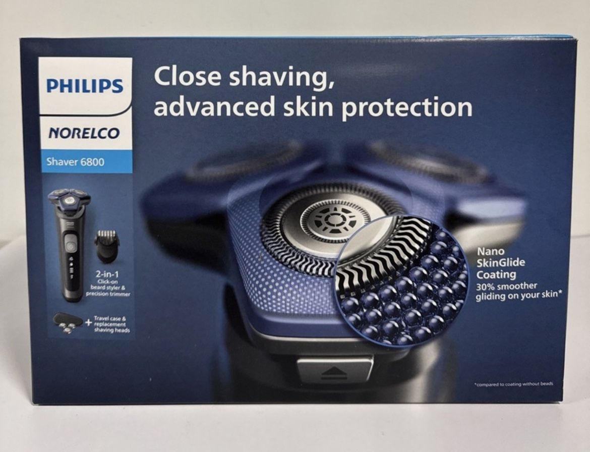 New Philips Norelco Shaver 6800 Two In One Travel Case And Replacement Heads Sealed
