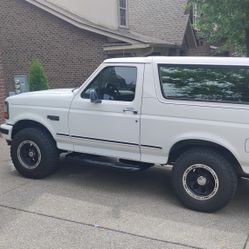 1995 Ford Bronco