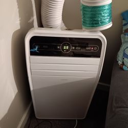 Insignia Air Conditioner 