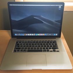 2015 MacBook Pro 15 inch I7/16GB/256GB