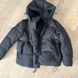 Levi’s Black Ski Puffer Jacket 