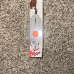 Mepps Weighted Tandem Hooks Fishing Lure natural squirrel or bucktail dressing 1 1/3 oz