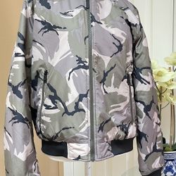 the north face jacket womens size L $189