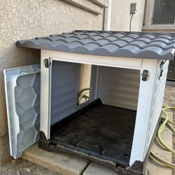 2 Door Large Dog House