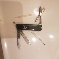 Classic Authentic Swiss Army Knife