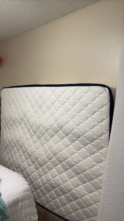 Mattress queen bed