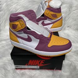 New Air Jordan 1 High Og Size 10.5 