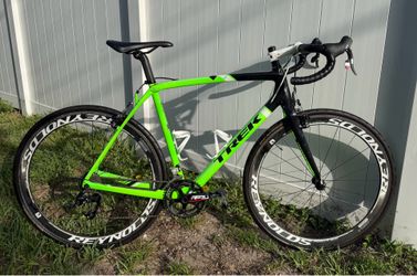 2015 Trek Boone 7 carbon Cyclocross,Road Bike size 56cm.