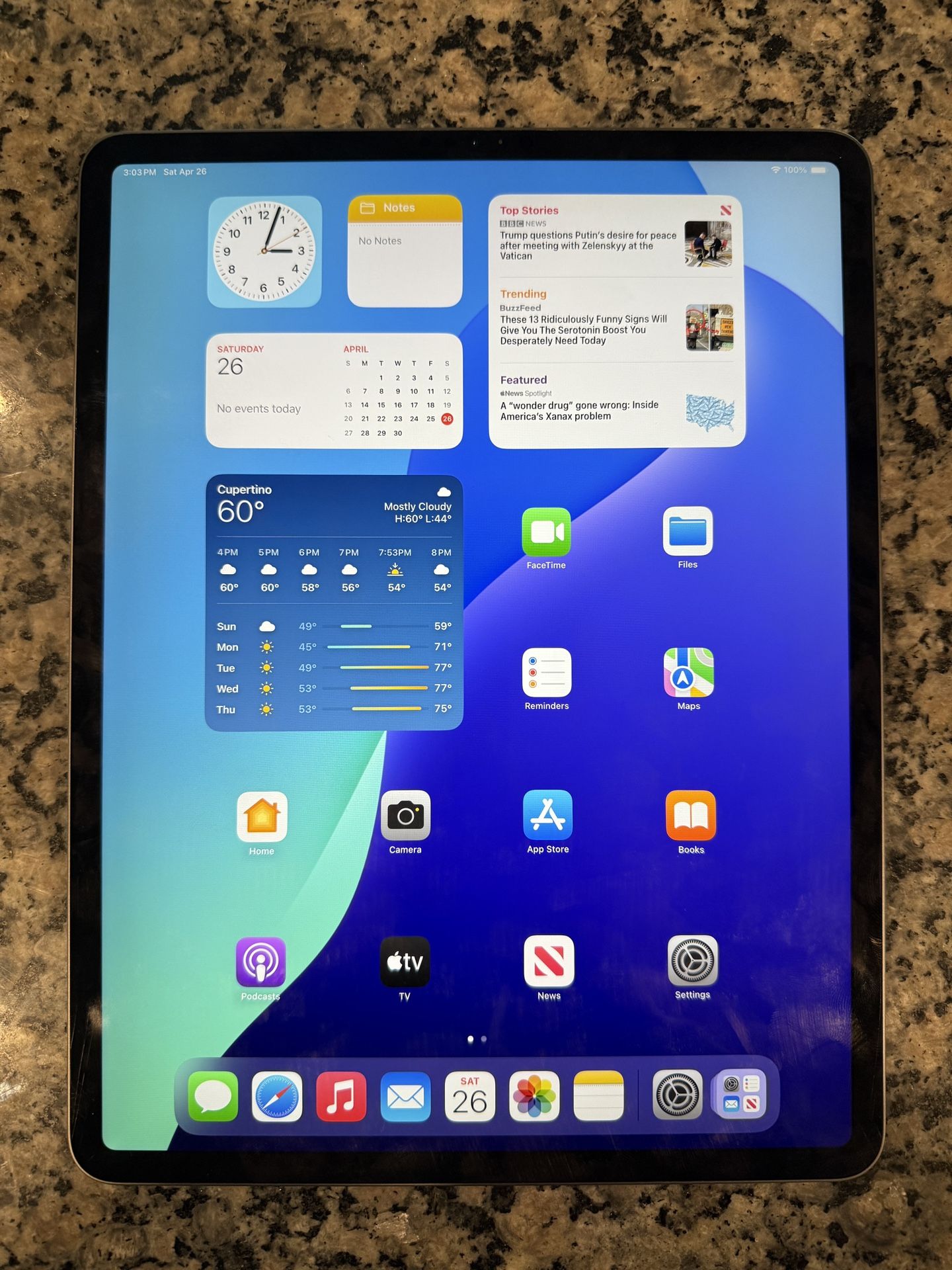 iPad Pro 3rd Gen 12.9 64G W/case