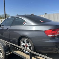 BMV 3 E92 2009 Parting OUT