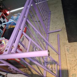 TWIN GIRLS BED FRAME