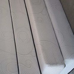 White Memory Foam Twin Size Mattress Set