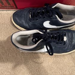 Nike Air Force One '82 Low Midnight Navy Size 6 Baseball Stitching  306291-412 for Sale in Santa Rosa Va, CA - OfferUp