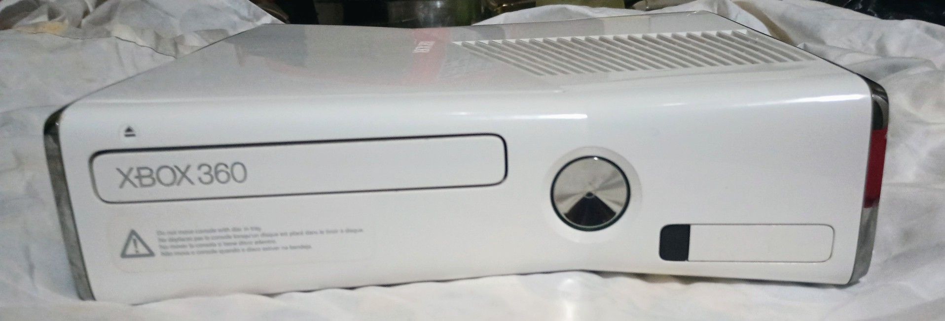 Xbox 360 Console With Wireless Controller 