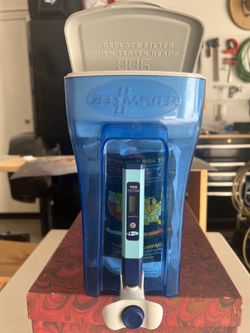 ZeroWater water filter pitcher with TDS tester and new filter