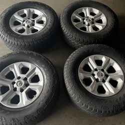 Set of 4 Toyota 4Runner 17” OEM rims wheels tires Tacoma Tundra 