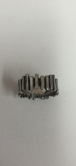 Silver color bar style ring