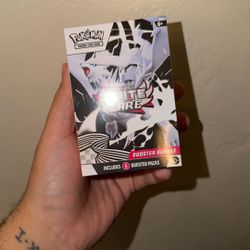 Pokemon White Flare Booster Bundle
