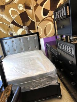 Furniture bedroom set to queen size