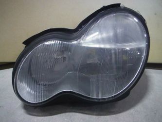 01 02 03 04 2001 2002 2003 2004 MERCEDES C CLASS C230 C240 C32 C320 LEFT DRIVER HEADLIGHT HEAD LIGHT LAMP OEM {contact info removed}