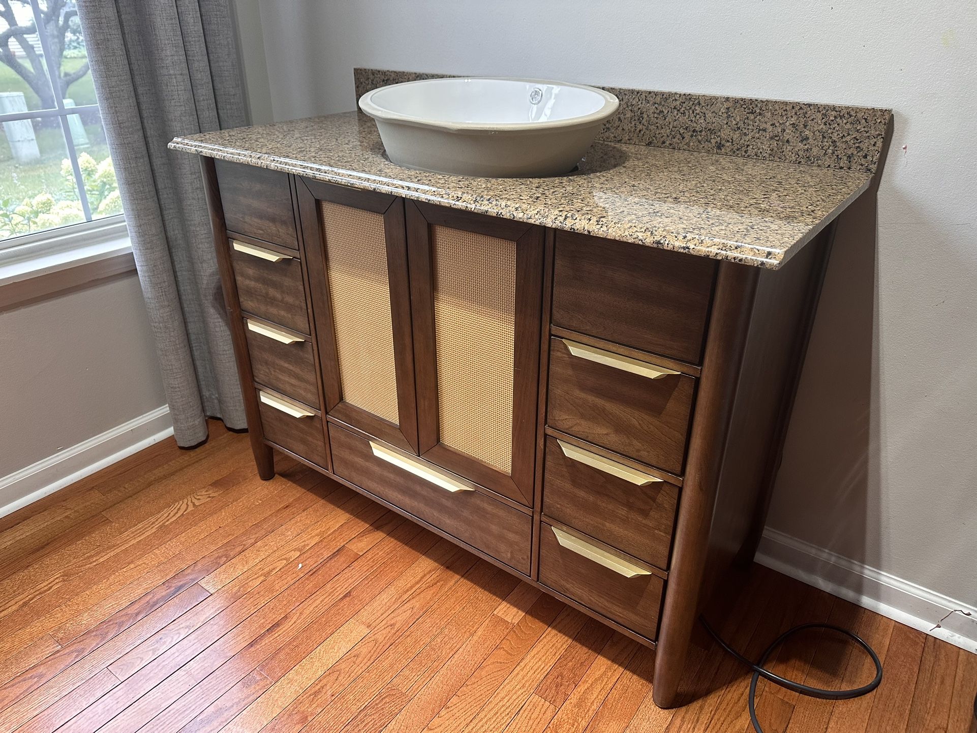 21 Westmoreland 48-in Walnut Undermount Single Sink Bathroom Vanity with White Granite Stone Top