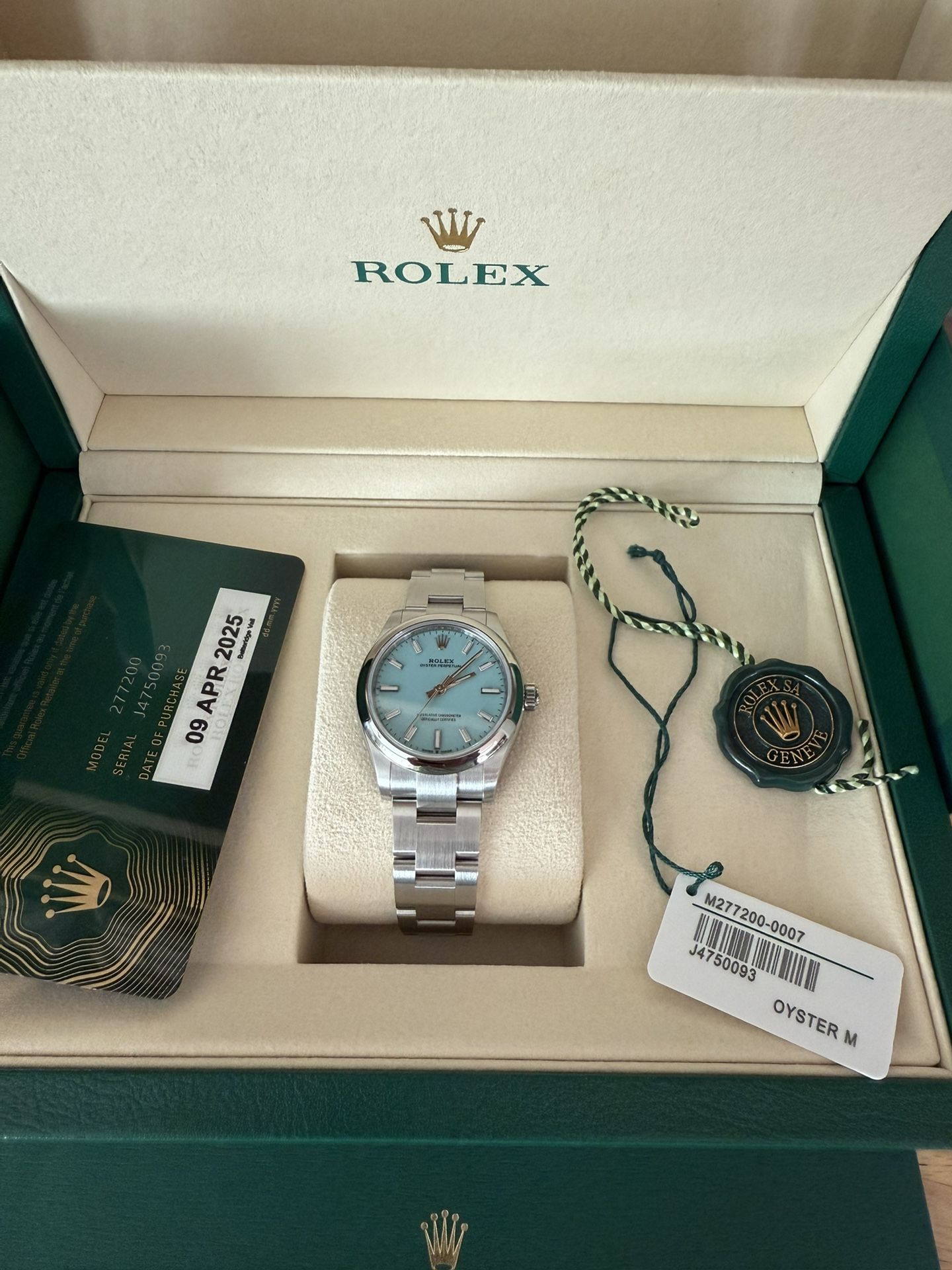 Oyster Perpetual 32 Mm Tiffany Dial