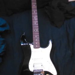Starcaster Fender, Strat Electric Guitar 