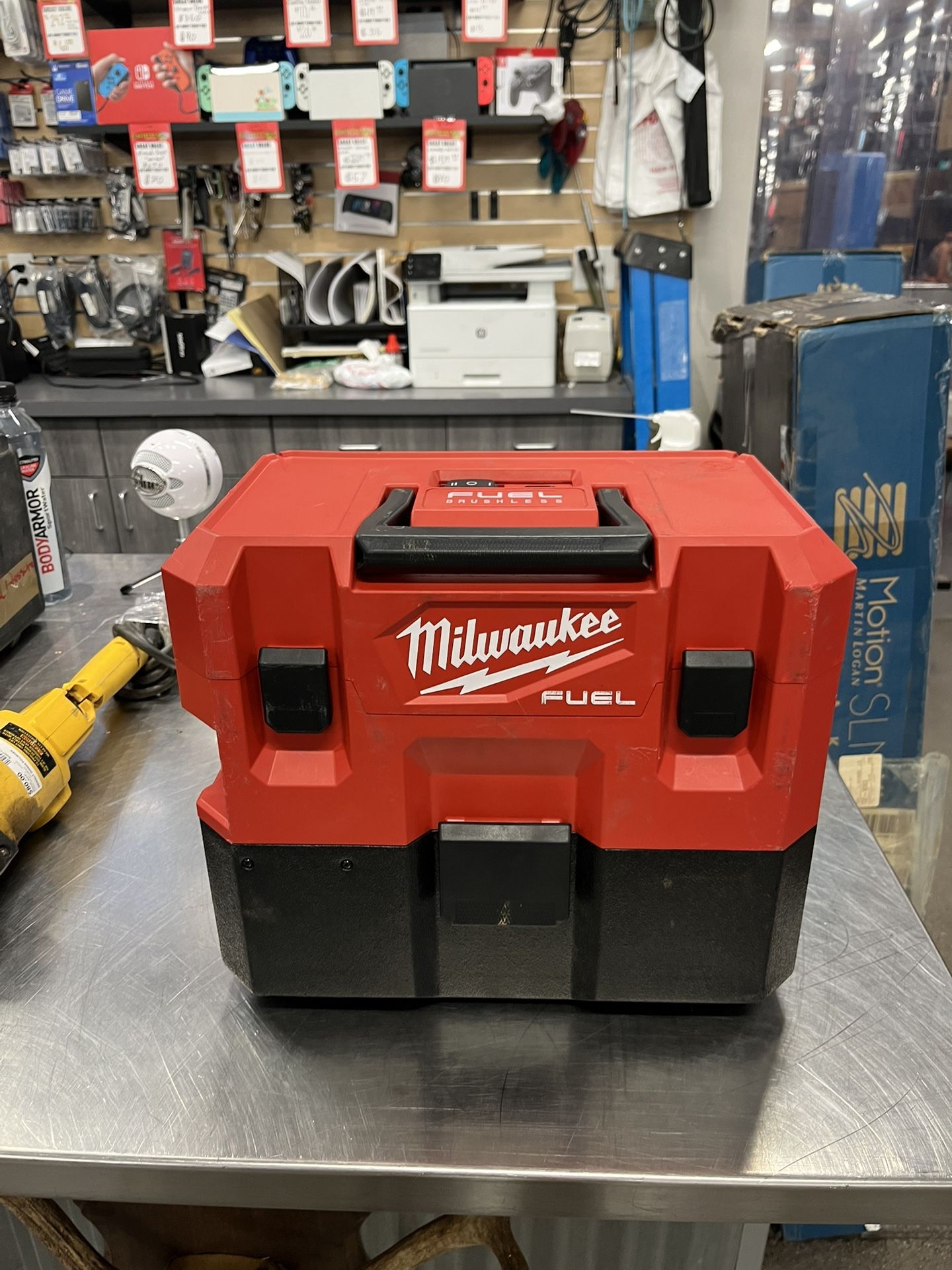 Milwaukee Wet/Dry Vacuum (155009) MMP