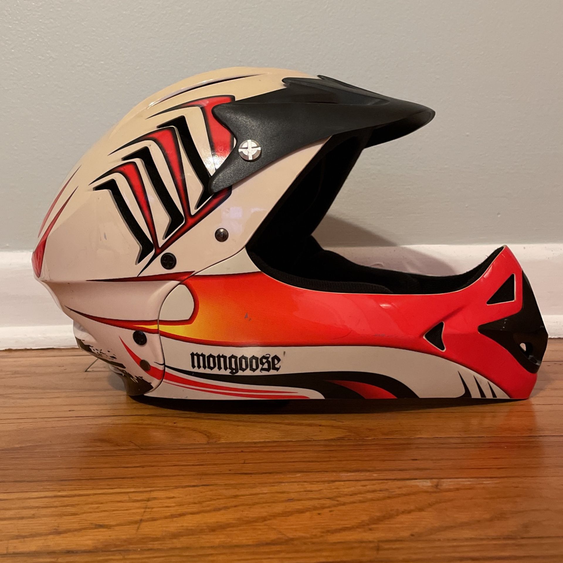Mongoose Full Face Helmet.