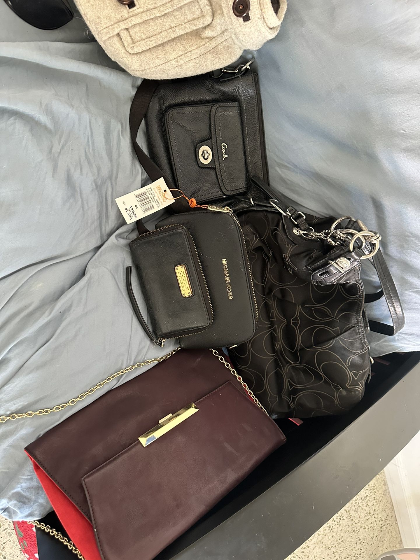 Purses, Wallets And Sunglasses For Sale-best Offer