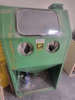 Industrial Sand Blaster Cabinet