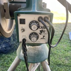 Old School ATEC 2 Wheel Baseball Pitching Machine 