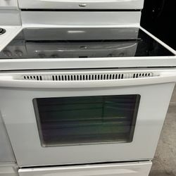 White Self Clean Glass Top Stove 