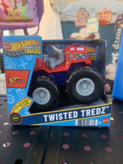 Hot Wheels Monster Truck Twisted Tredz 5 Alarm