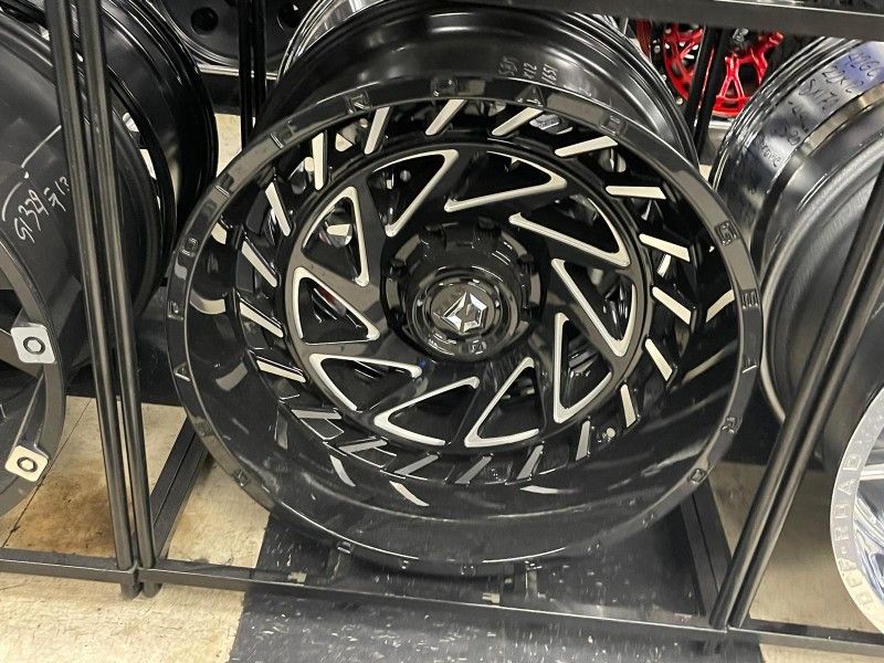 24x12 Wheels Set Avalible