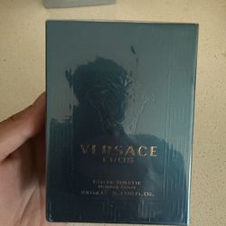 Versace eros