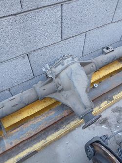 Rear diff  nissan titan e locker